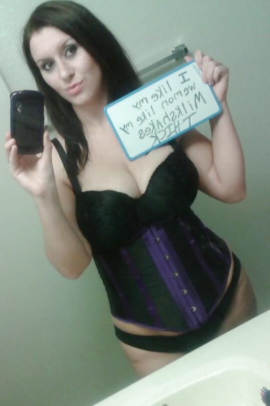 25P Thick Girl