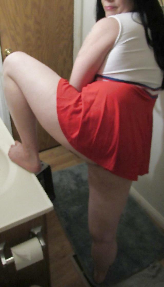 25P Kelly - Cheerleader