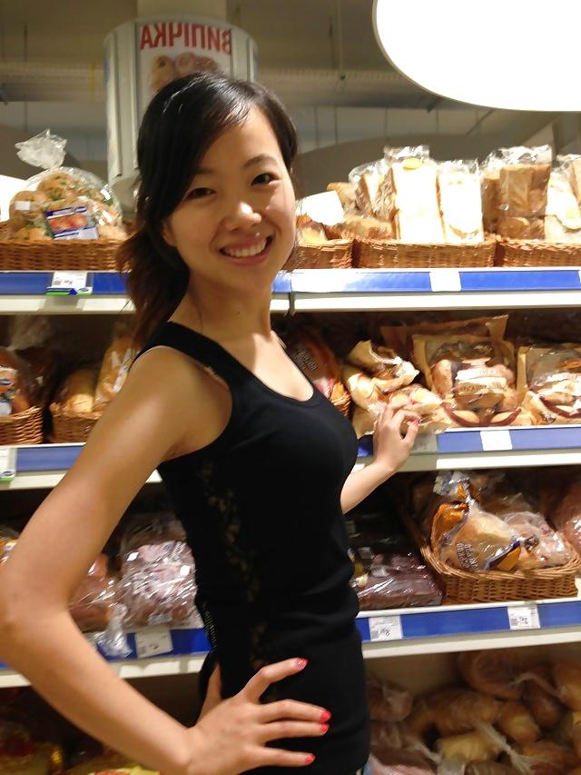 24P Chinese girl