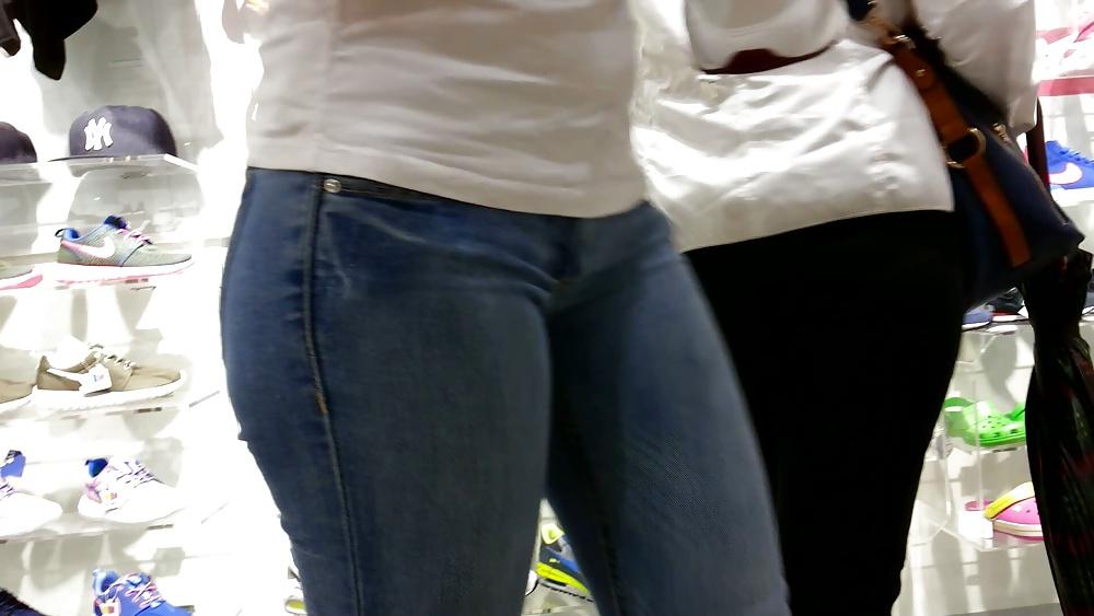 25P Culetti di ragazze in jeans..