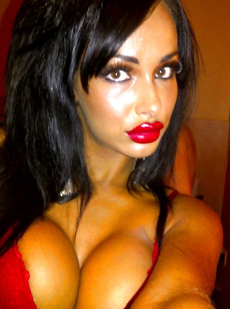 25P Bimbo Slut Lips