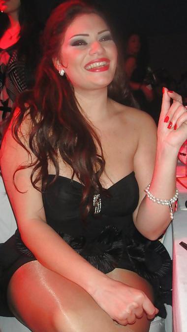 25P My arabian lebanon MILF friend.