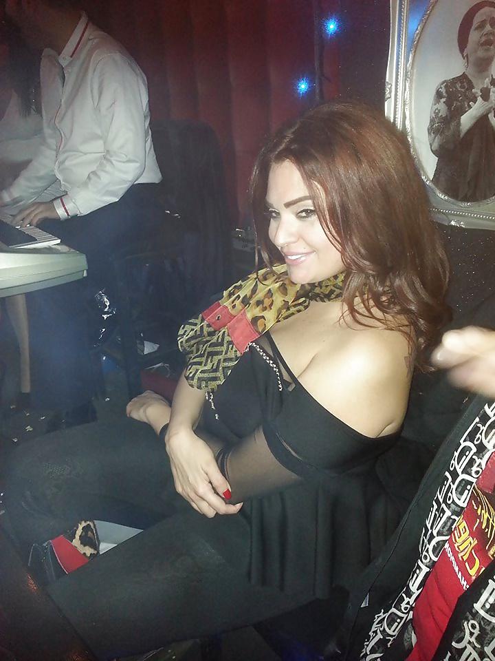 25P My arabian lebanon MILF friend.