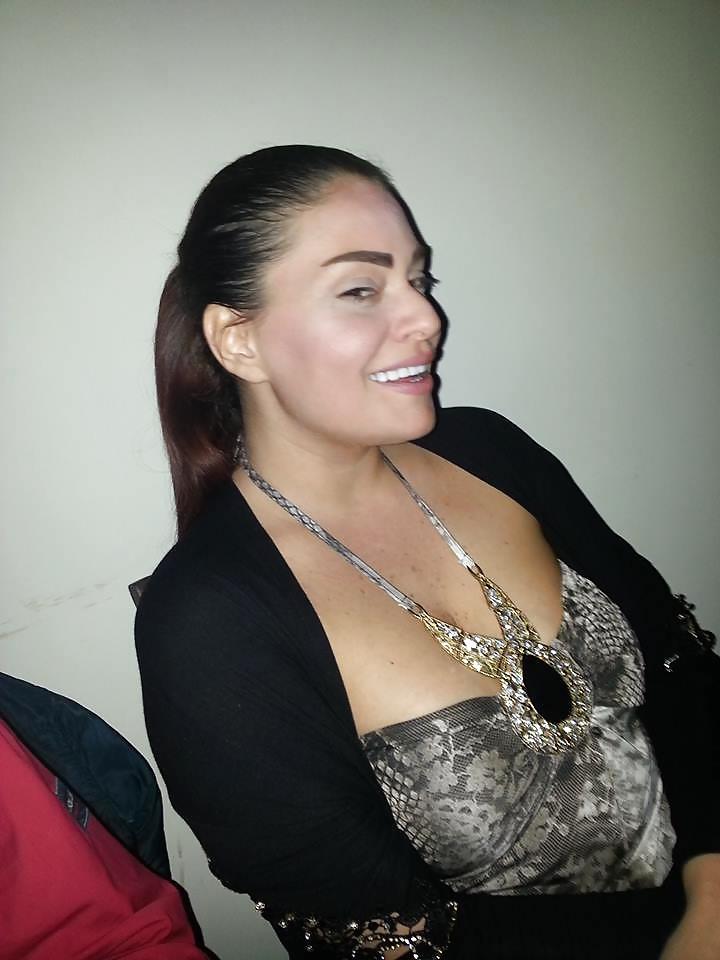 25P My arabian lebanon MILF friend.