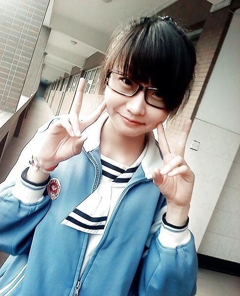 25P CHINESE School Cuties