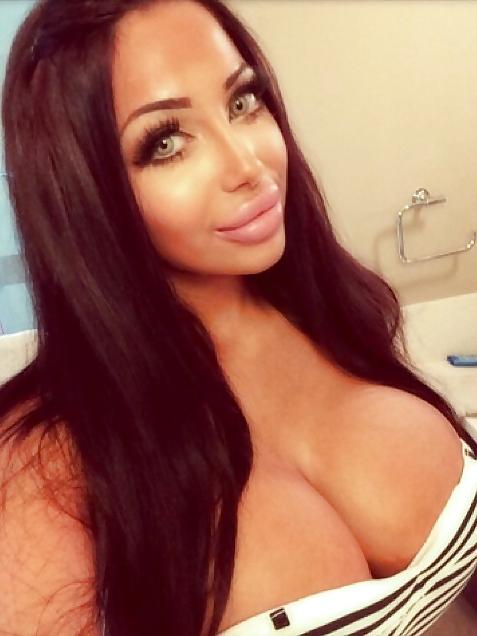 25P Bimbo Invasion 6