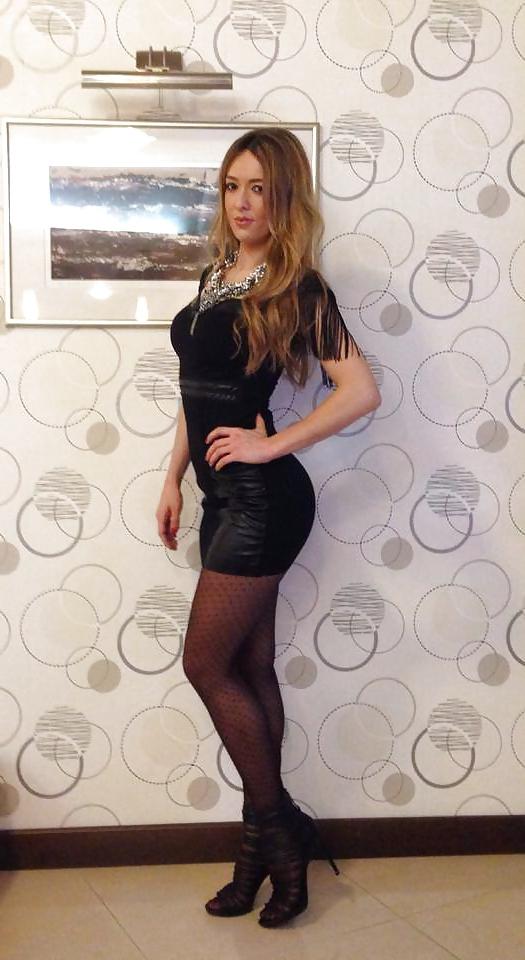 20P Croatian bimbo(wannabe singer)