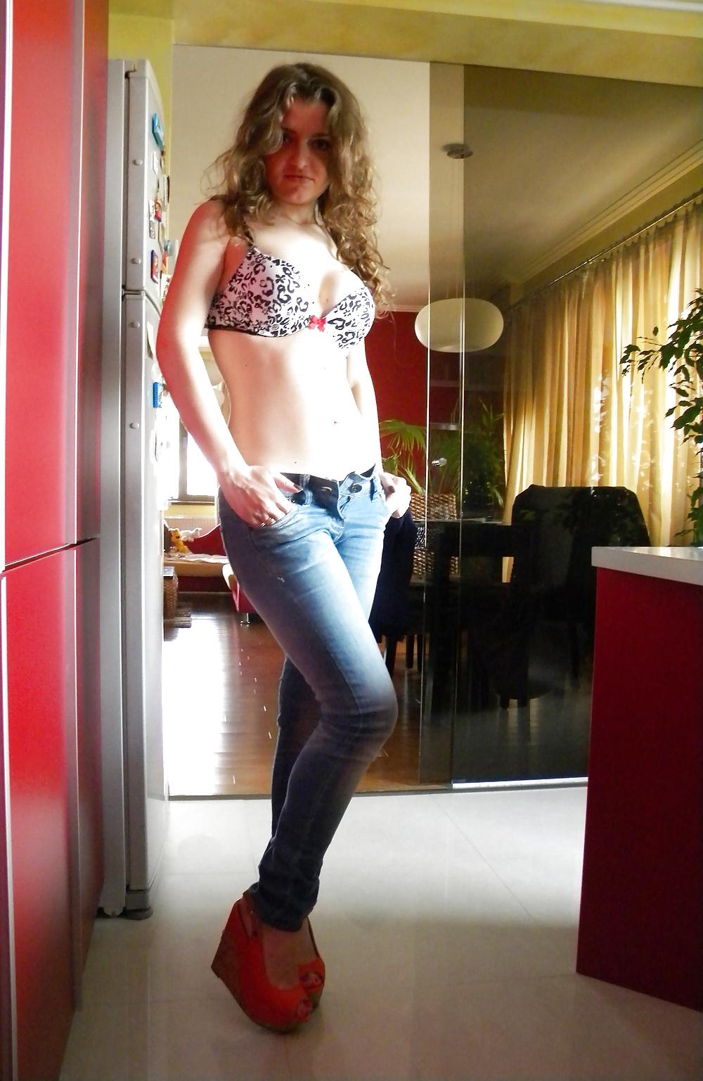 12P Blonde Babe in Tight Jeans! Albertaslut Amateur