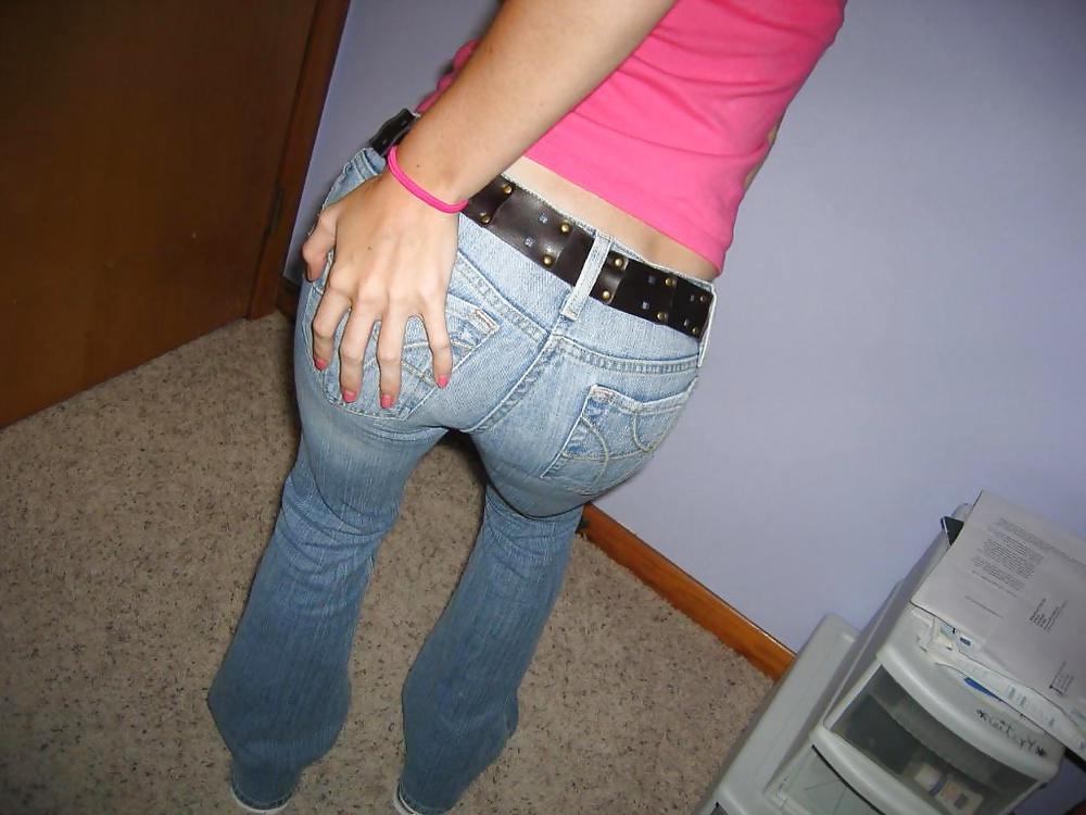 18P Great Jeans Ass
