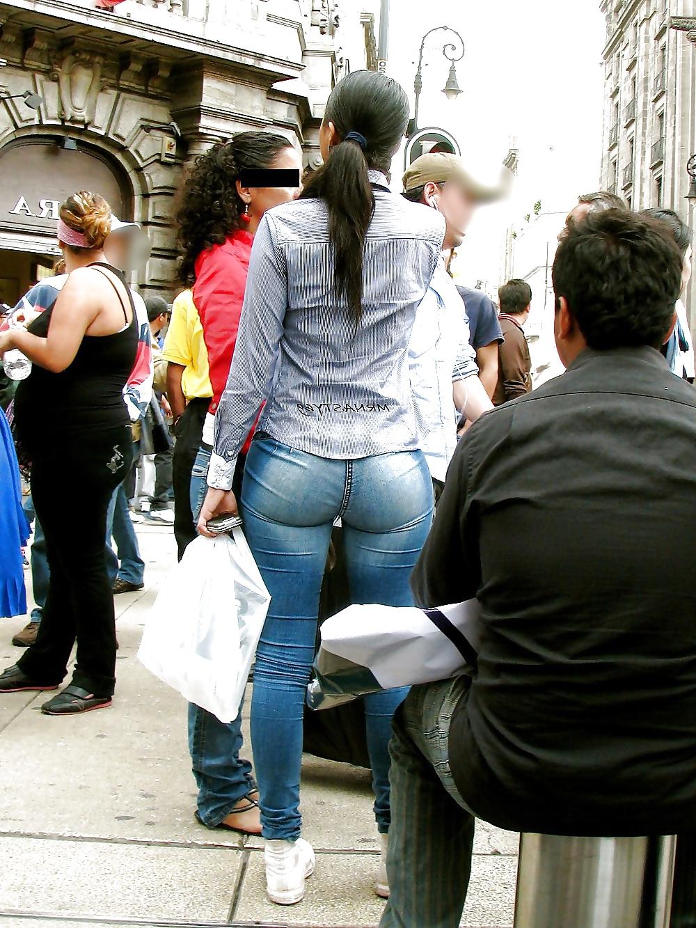 18P Great Jeans Ass
