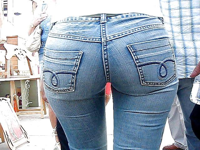 18P Great Jeans Ass