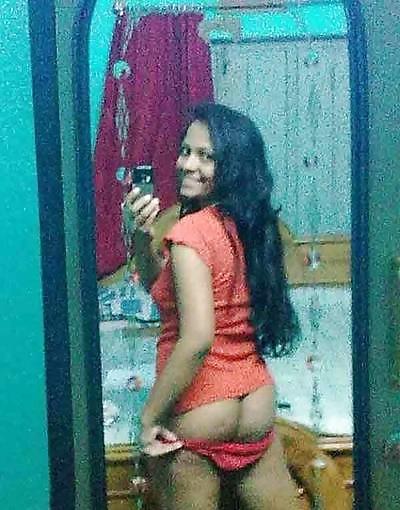 7P Indian selfshots nude in the mirror