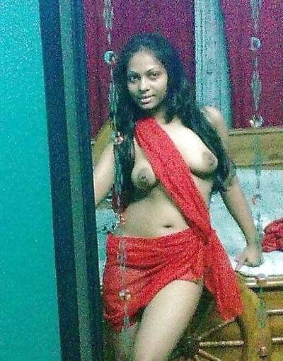 7P Indian selfshots nude in the mirror