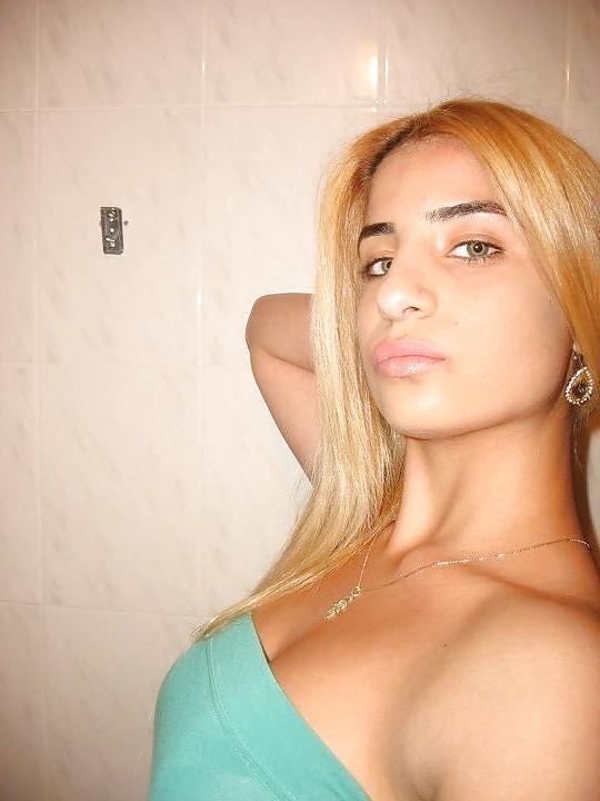 9P Arabisches Mädchen: Amany
