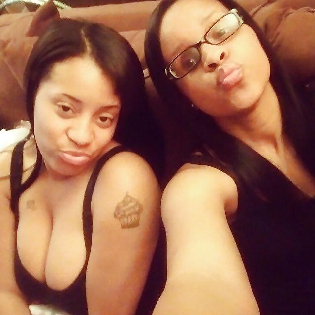 25P Light Skin Deana: 22yo Fat Tits and Ass