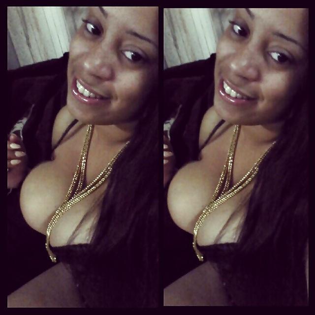 25P Light Skin Deana: 22yo Fat Tits and Ass