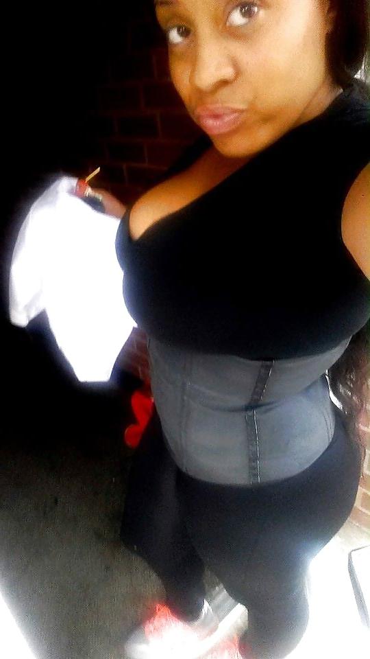 25P Light Skin Deana: 22yo Fat Tits and Ass