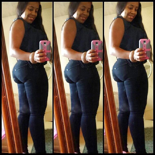 25P Light Skin Deana: 22yo Fat Tits and Ass