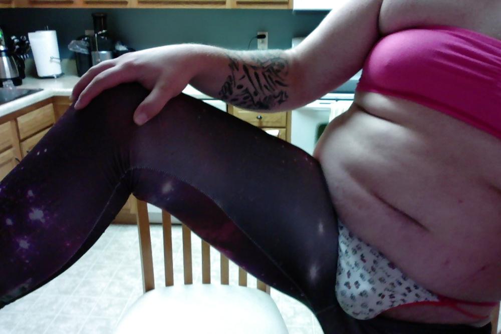16P Pink & White Thong with Leggings