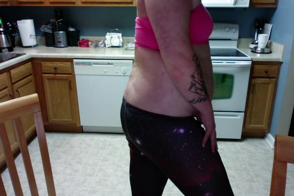 16P Pink & White Thong with Leggings