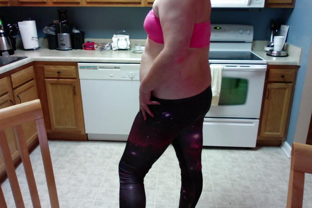 16P Pink & White Thong with Leggings