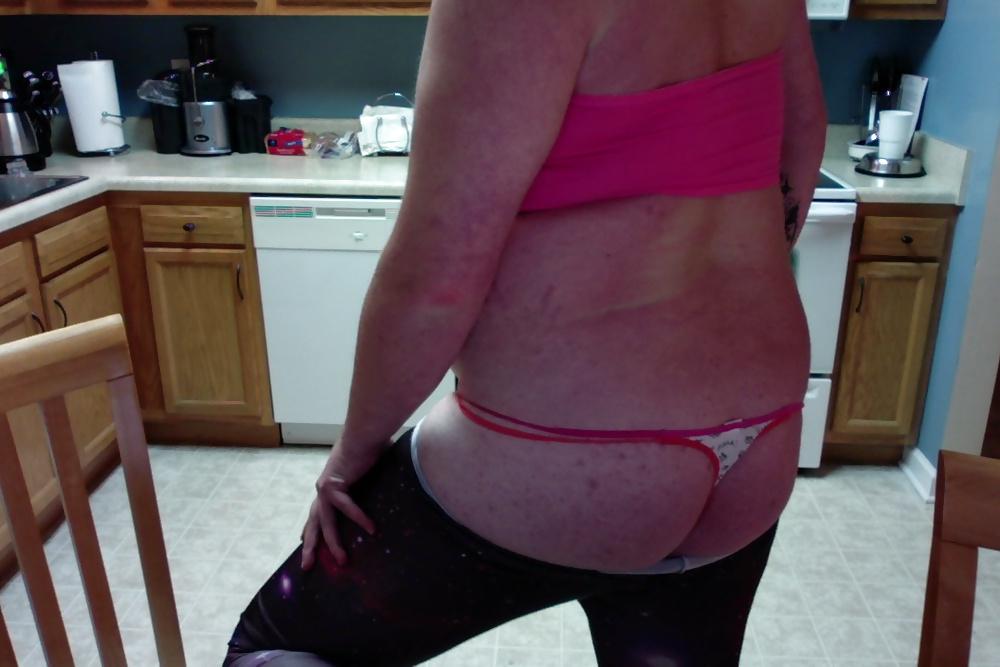 16P Pink & White Thong with Leggings