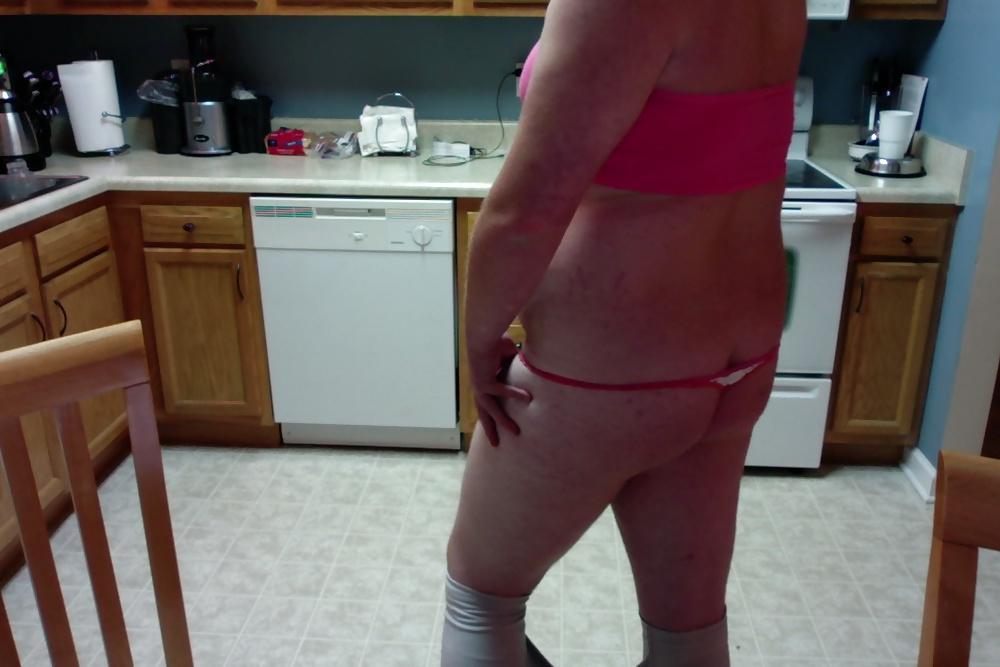 16P Pink & White Thong with Leggings