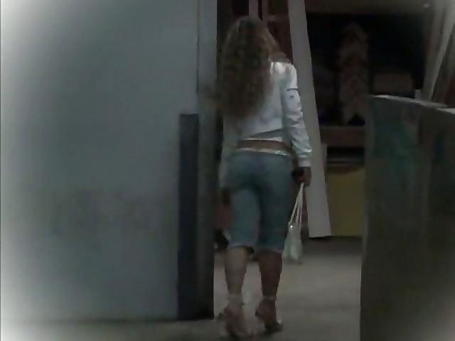 25P Great Asses in tight Jeans