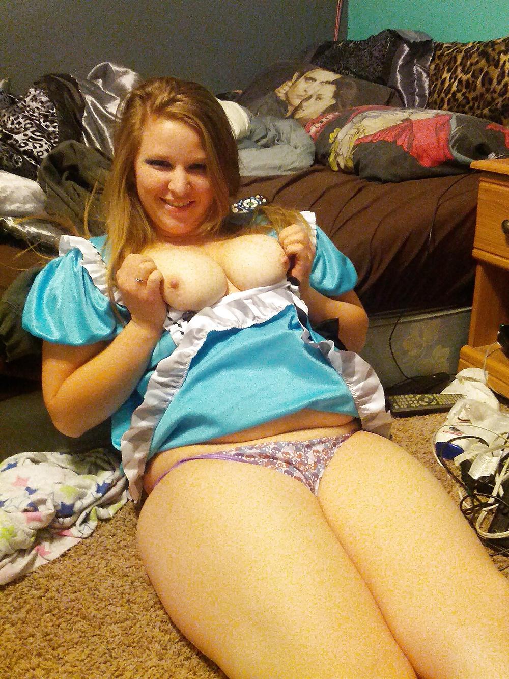 14P Alice thick slut wife