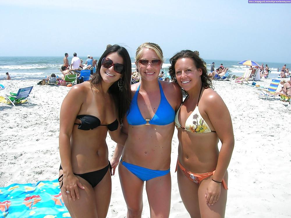 12P Beach voyeur bikini panties mature teen candid tits
