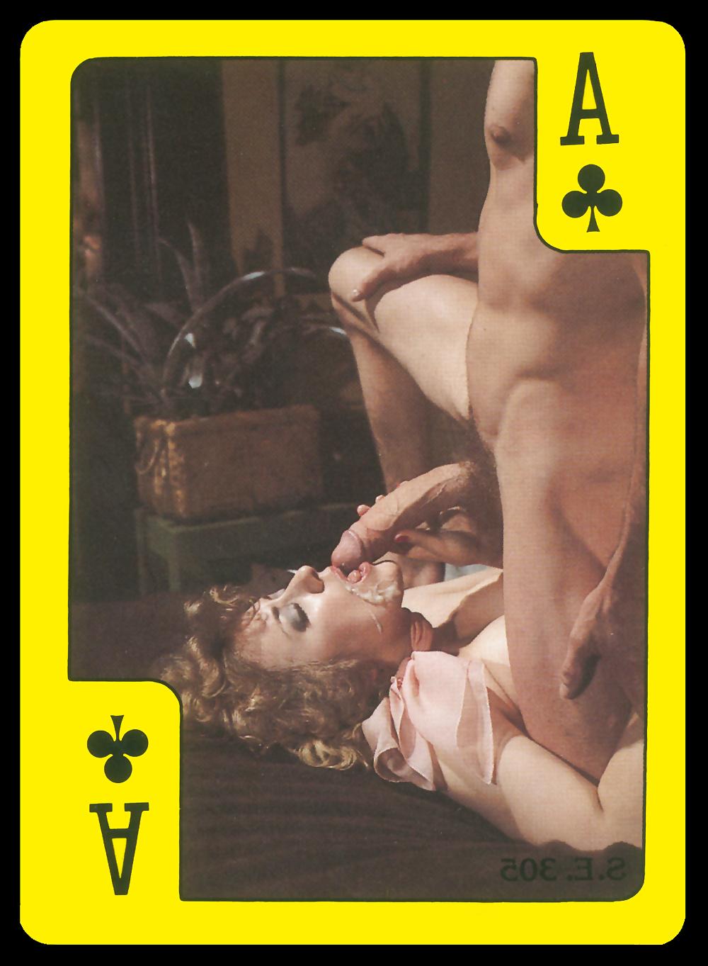 25P Play cards. 