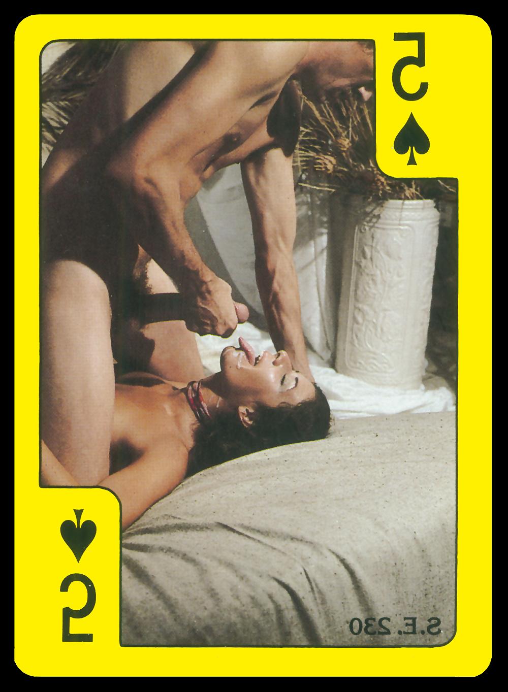 25P Play cards. 