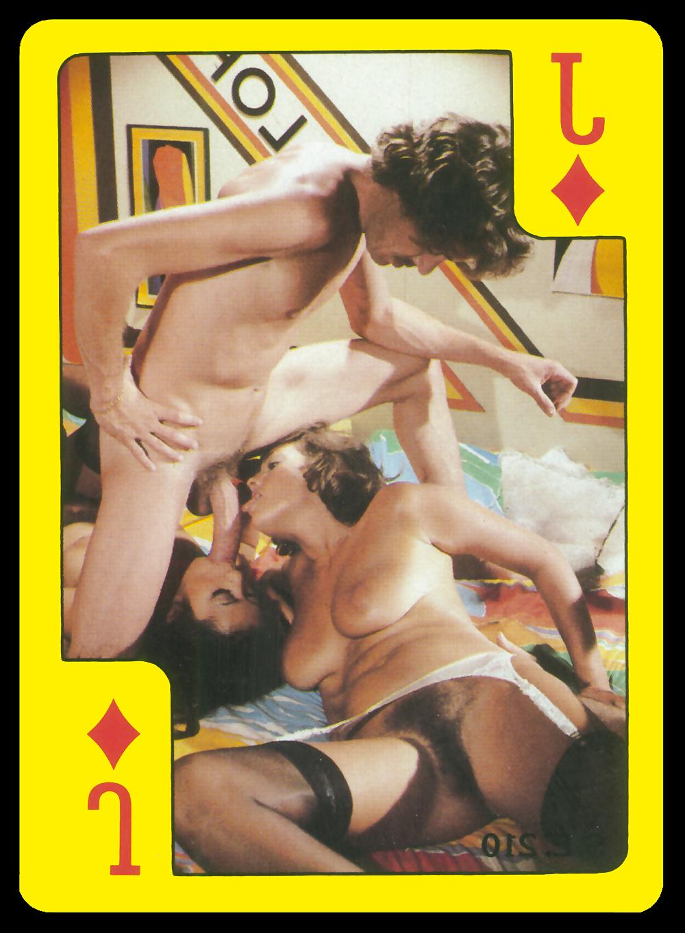 25P Play cards. 