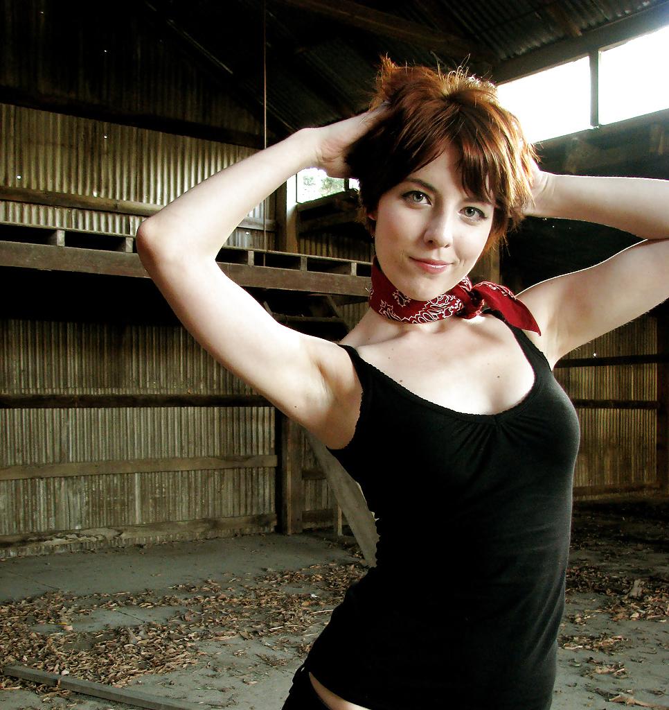 20P Red Head Hottie!