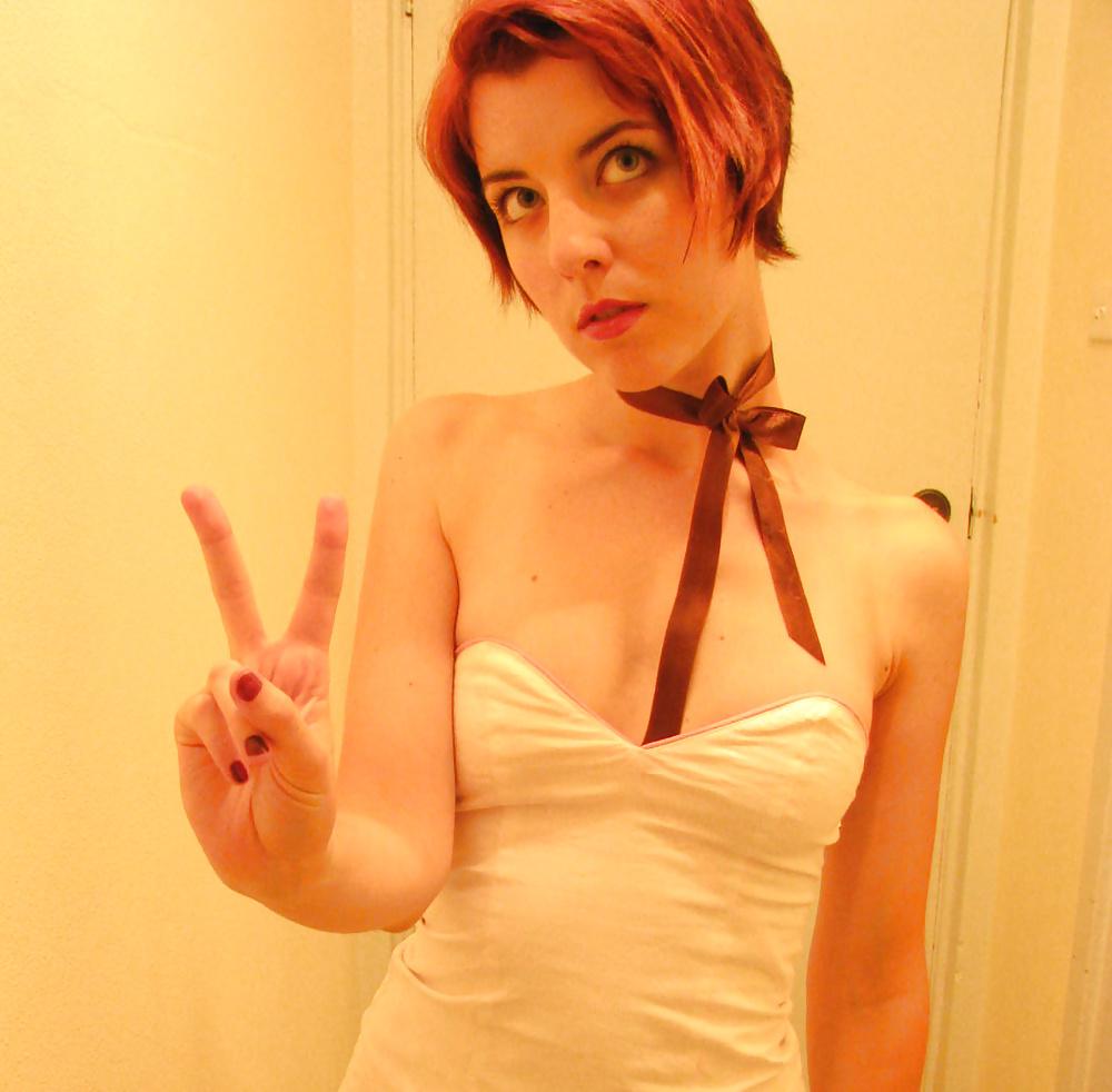 20P Red Head Hottie!