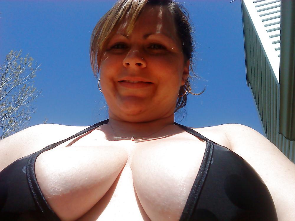 24P MILF Slut Wife shows off her bikini
