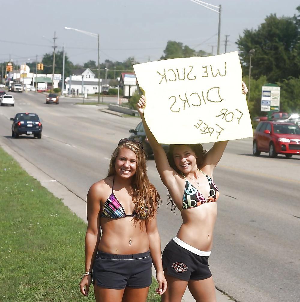 18P Public Show -560-
