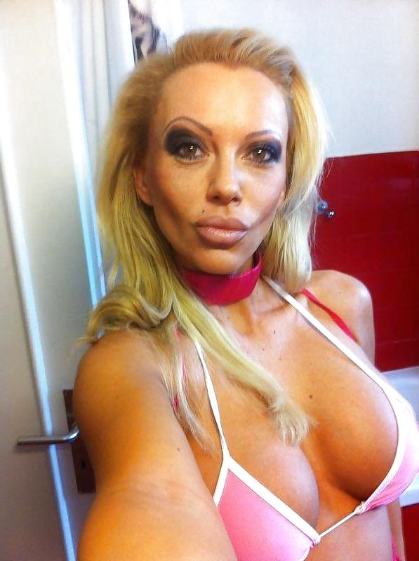 25P Bimbo Invasion 13