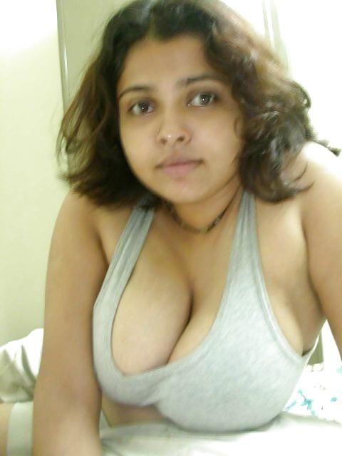 25P Indian fat aunty