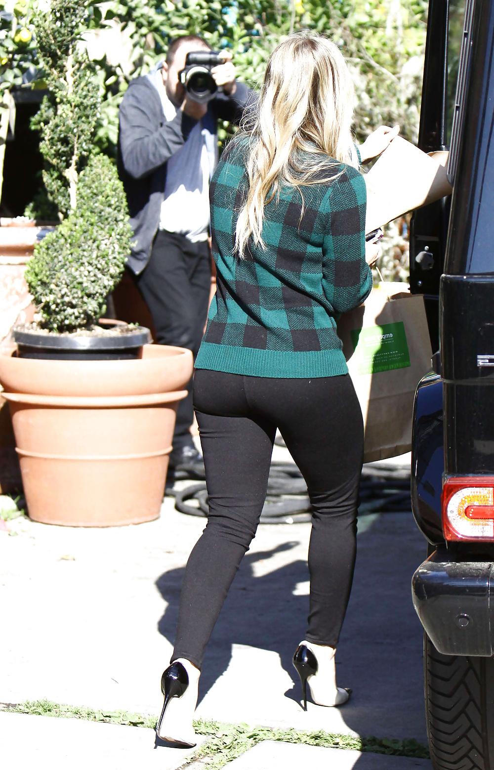 25P Hilary Duff Sexy Ass in Leggings & Jeans (HQ)