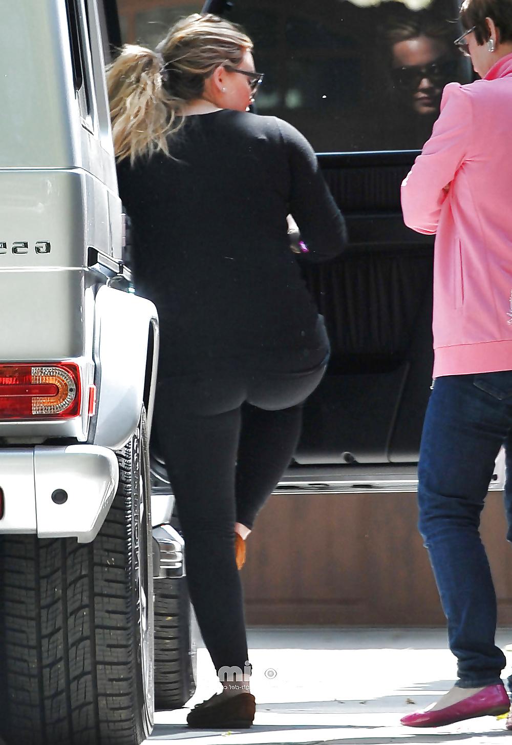 25P Hilary Duff Sexy Ass in Leggings & Jeans (HQ)