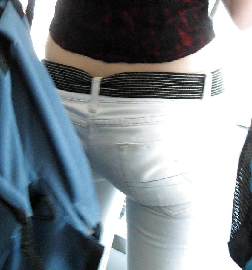 25P Hot asses in Jeans
