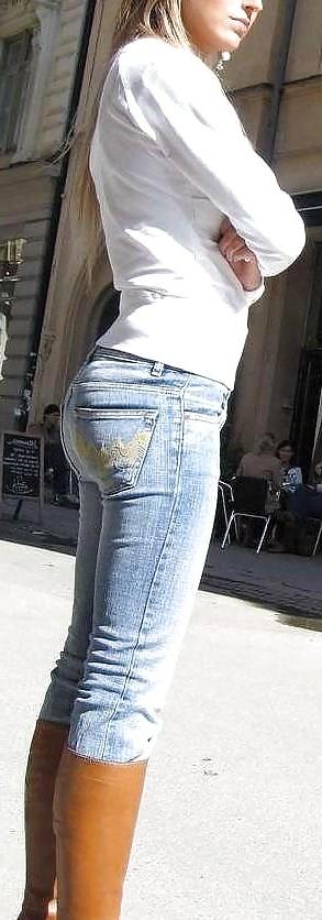 25P Hot asses in Jeans