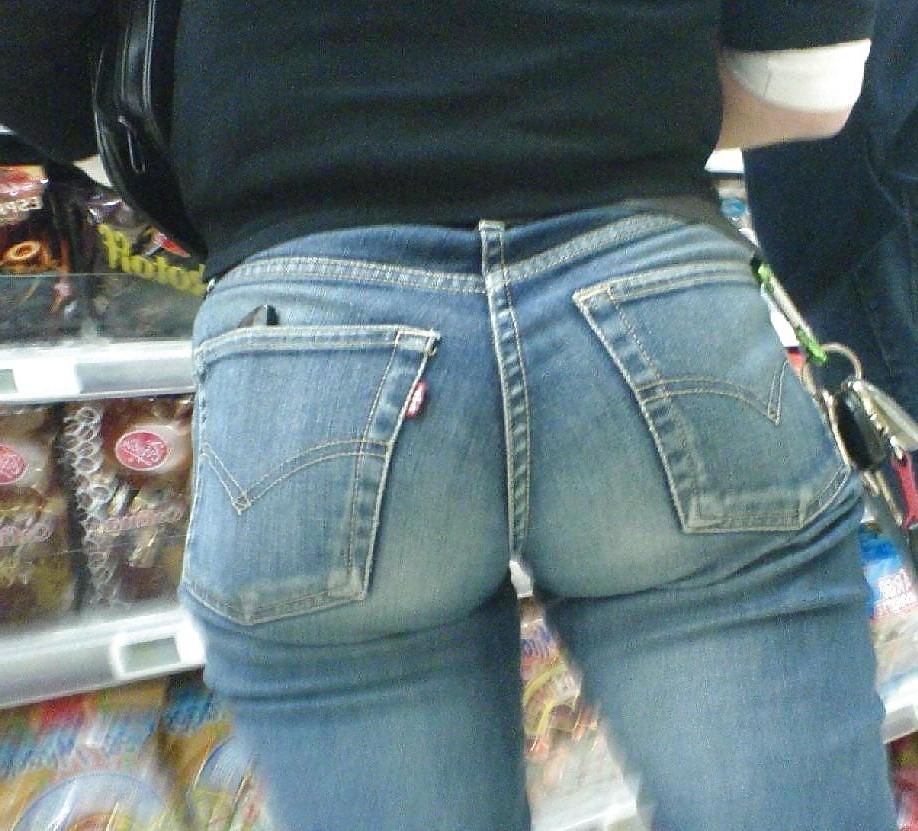 25P Hot asses in Jeans