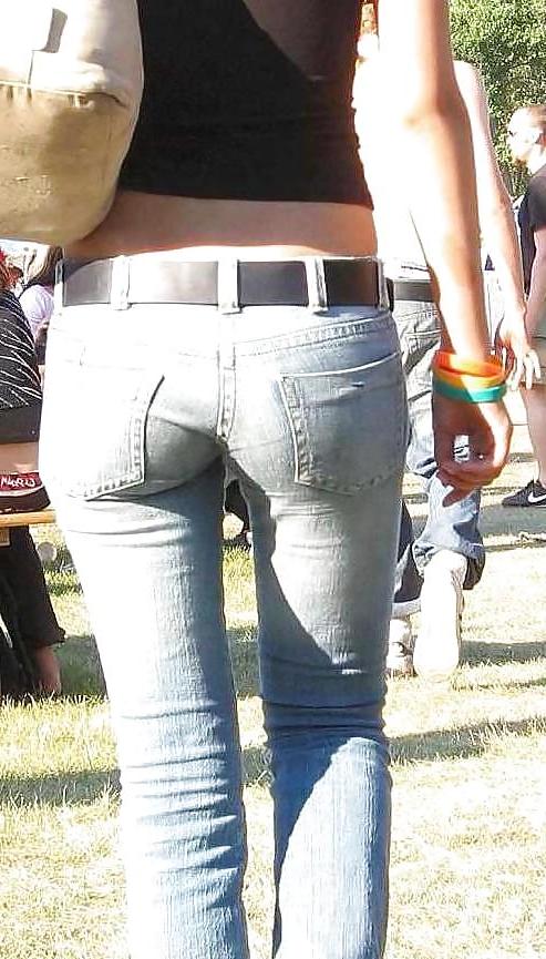 25P Hot asses in Jeans