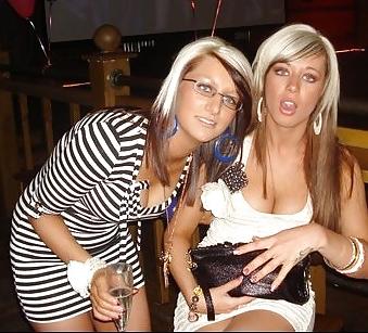 15P Beautiful Danielle likes to milk cocks