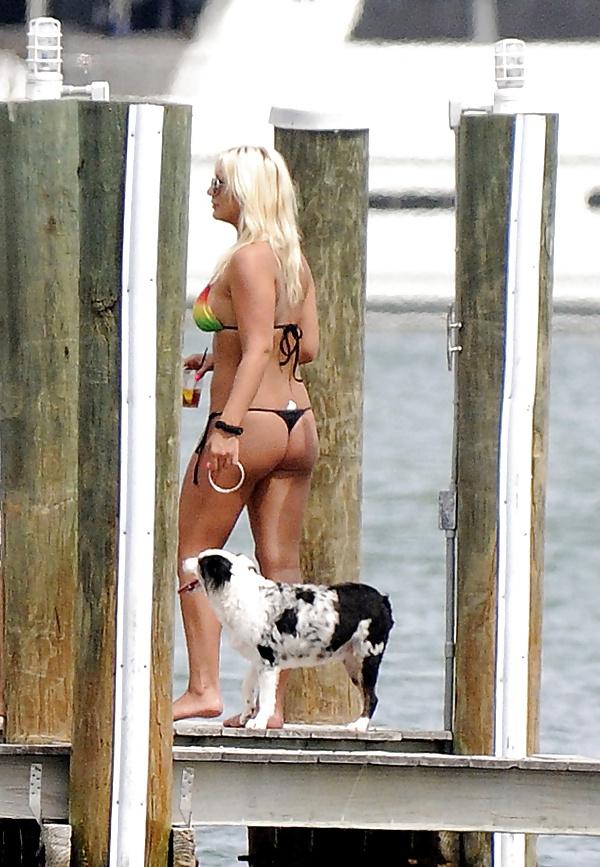 25P Brooke Hogan - Thick Barbie