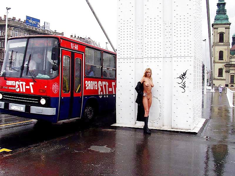 25P Budapest public nude 5 - agnes 