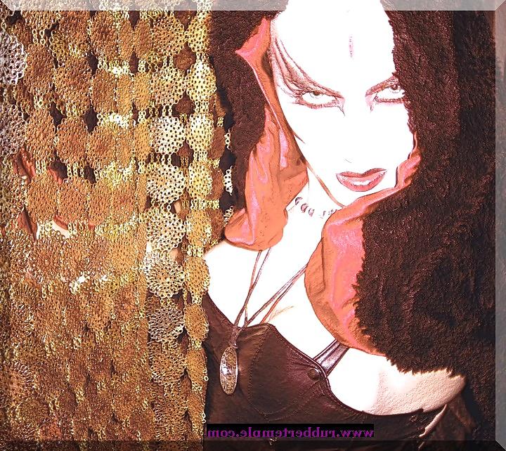 14P Shemale Mistress Sabrina Blaze