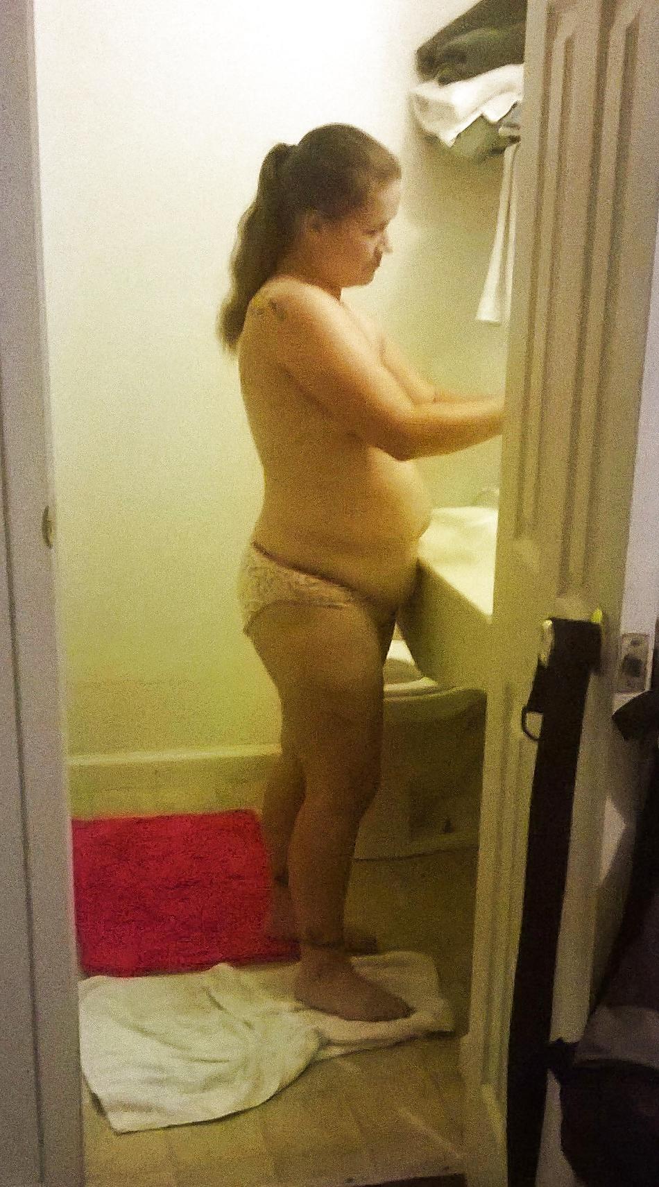 25P Bathroom Break